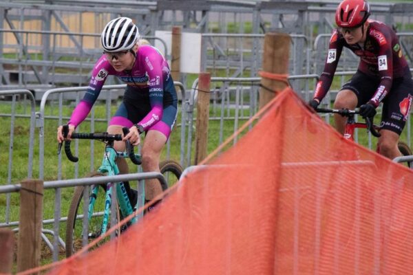 Laura Verdonschot, Leonie Bentveld op de fiets