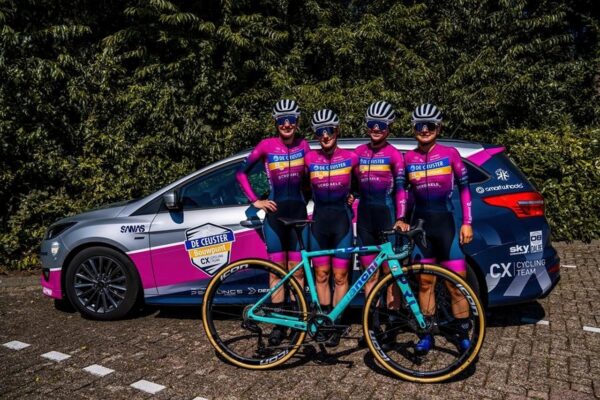 Jinse Peeters, Alicia Franck, Laura Verdonschot en Lotte Baele